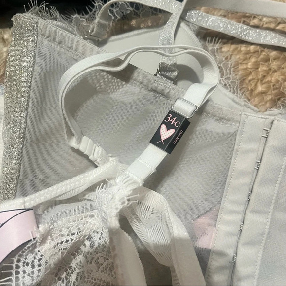 NWT Victoria's Secret Dream Angels 34C- Gold Shine - Corset Style LOT - Picture 7 of 7